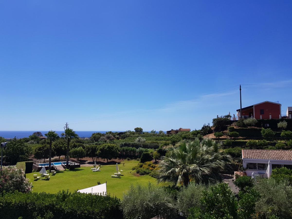Agriturismo Le Case Di Civi Mascali Eksteriør billede