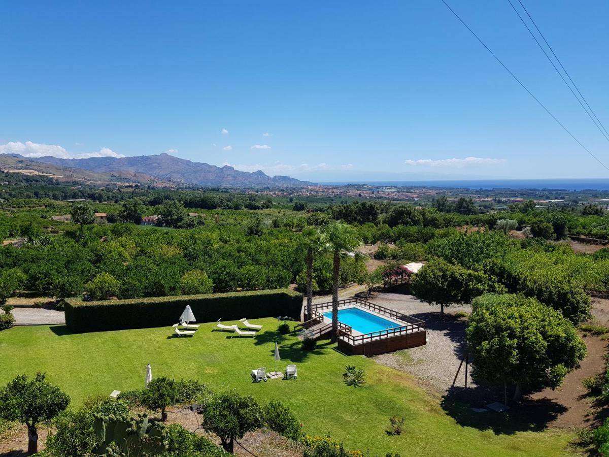 Agriturismo Le Case Di Civi Mascali Eksteriør billede