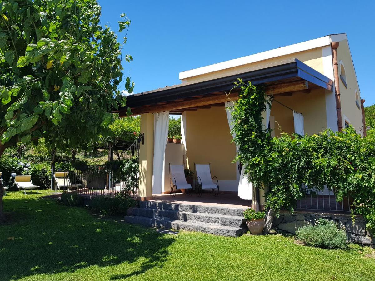 Agriturismo Le Case Di Civi Mascali Eksteriør billede