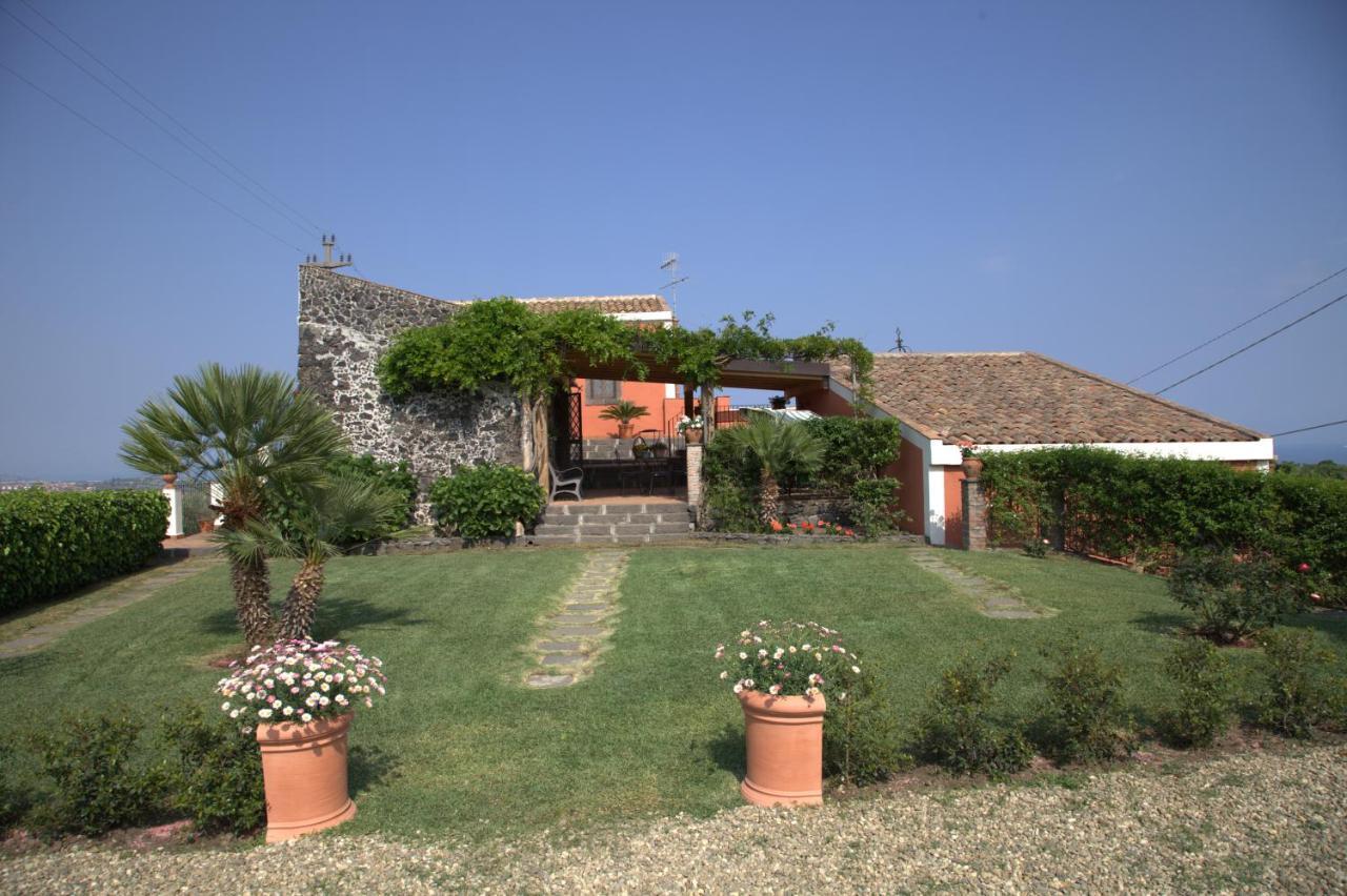 Agriturismo Le Case Di Civi Mascali Eksteriør billede